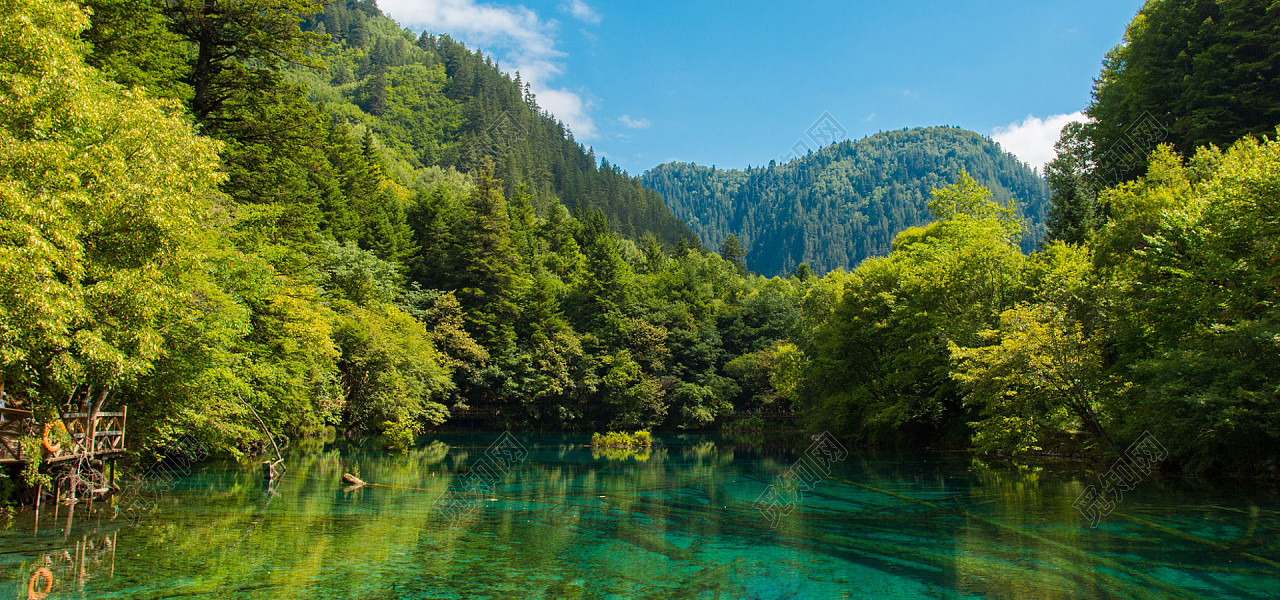 背景素材 九寨沟背景图标签:背景素材 九寨沟群山湖面海报banner