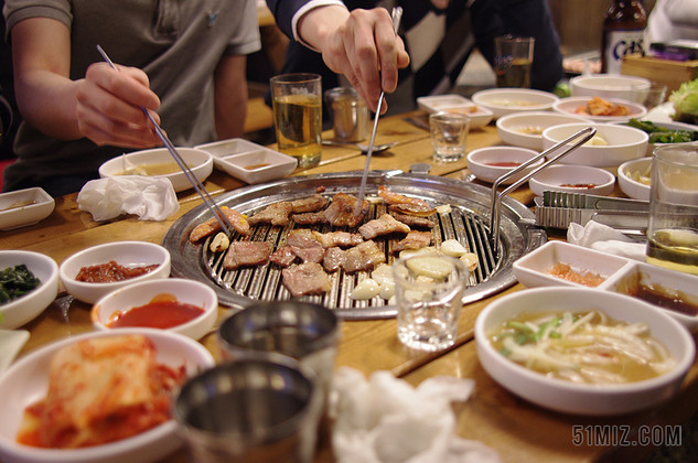 晚餐聚会聚餐餐厅吃饭吃烤肉美食