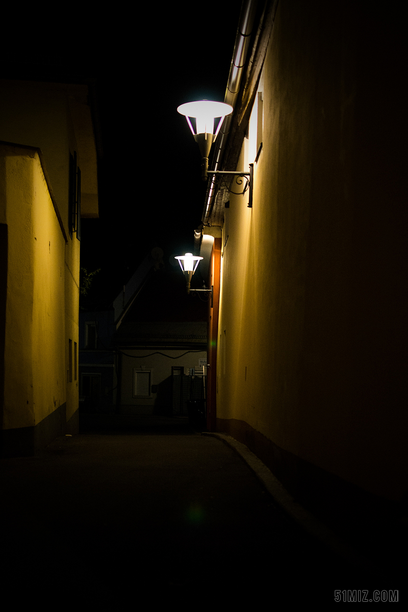 胡同 路 灯笼 夜间照片 路灯 黑暗的街道 秘密 吓人 住宿
