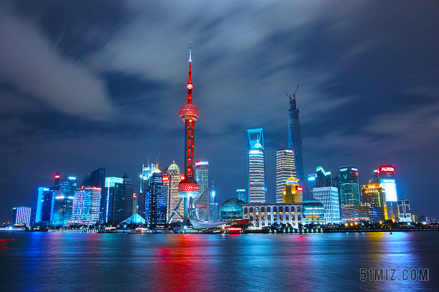 城市夜景夜晚的上海灯光城市