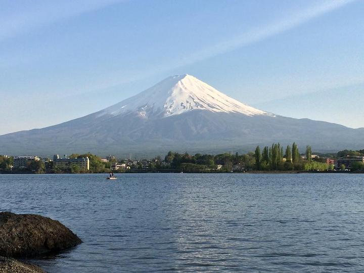 自然风景远处的日本富士山背景图片免费下载 觅知网 自然风景远处的日本富士山背景图片免费下载 觅知网