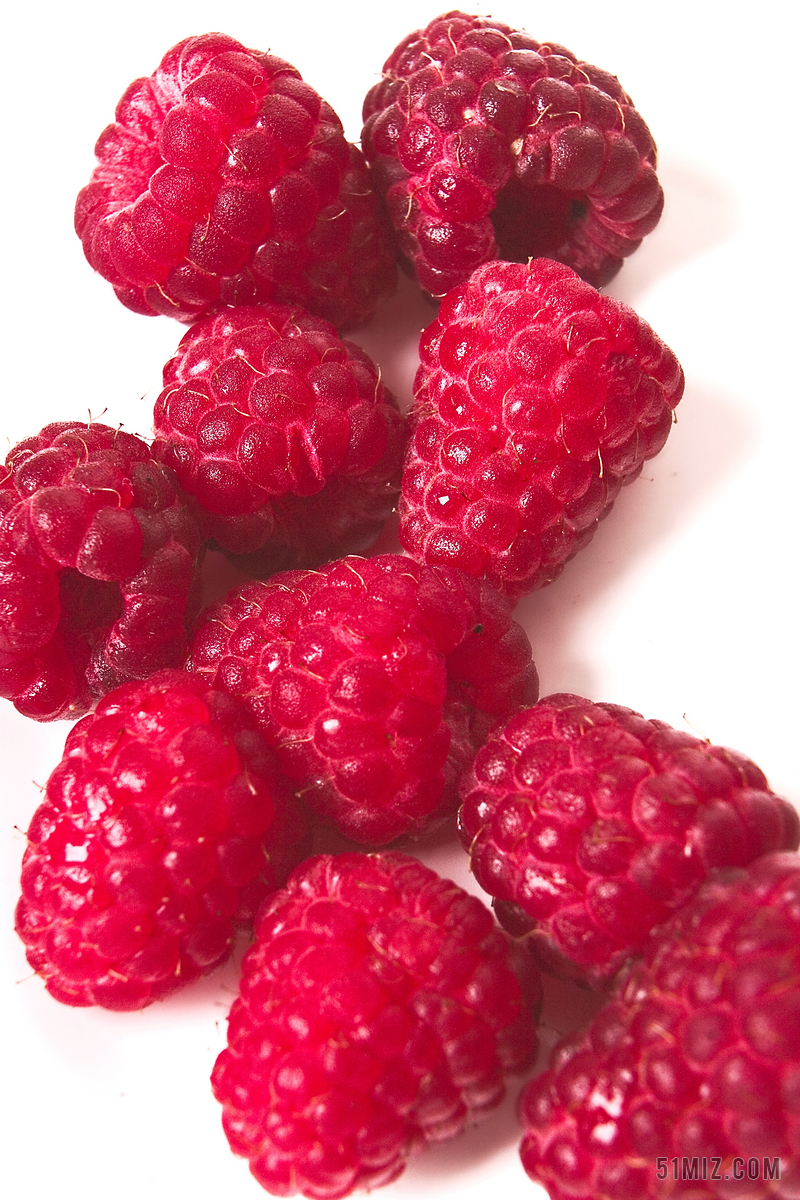 红色食物水果新鲜一颗颗树莓近照树莓水果