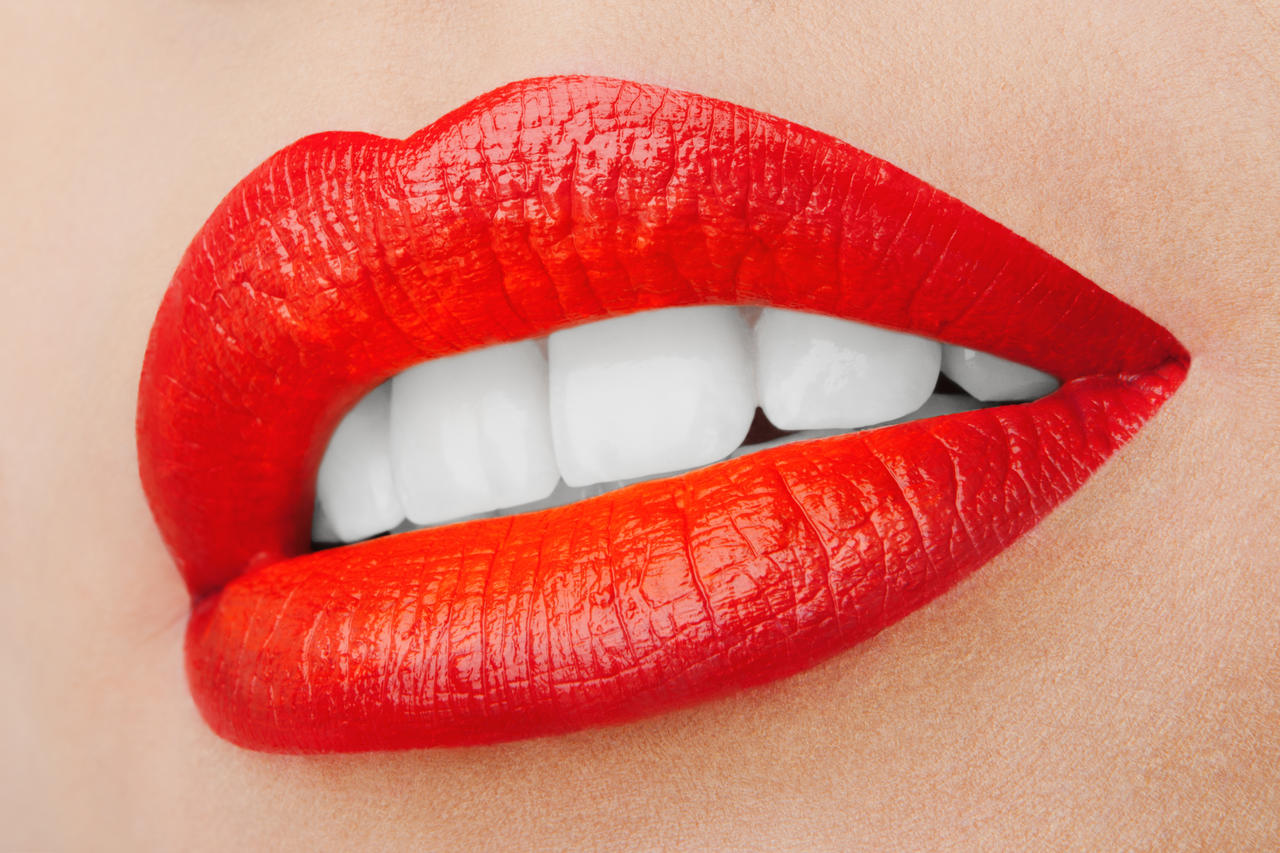 纹唇技巧分享，做出靓丽大红唇的5个关键点 - 知乎